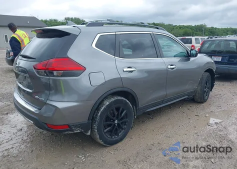 2017 Nissan Rogue Sv z USA, uszkodzony, nr VIN 5N1AT2MVXHC806723